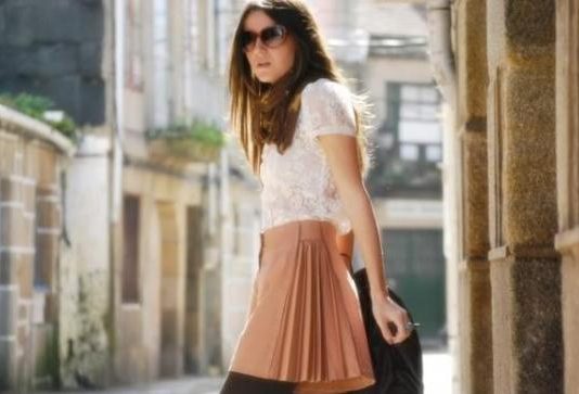Combine nude colored clothes - get a great look